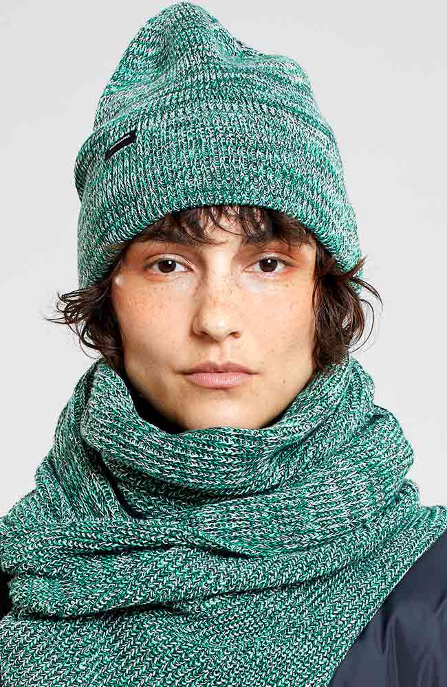 Dedicated Hemavan beanie hat green | Sophie Stone