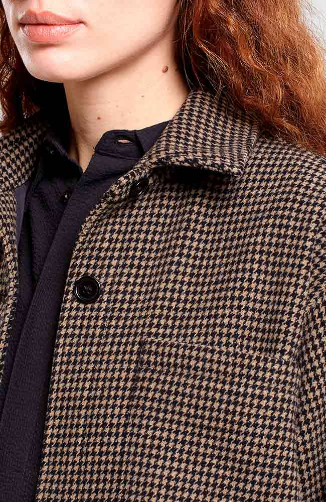 Dedicated Coat Furbo Pepita brown gemaakt van duurzaam wol en GRS | Sophie Stone 