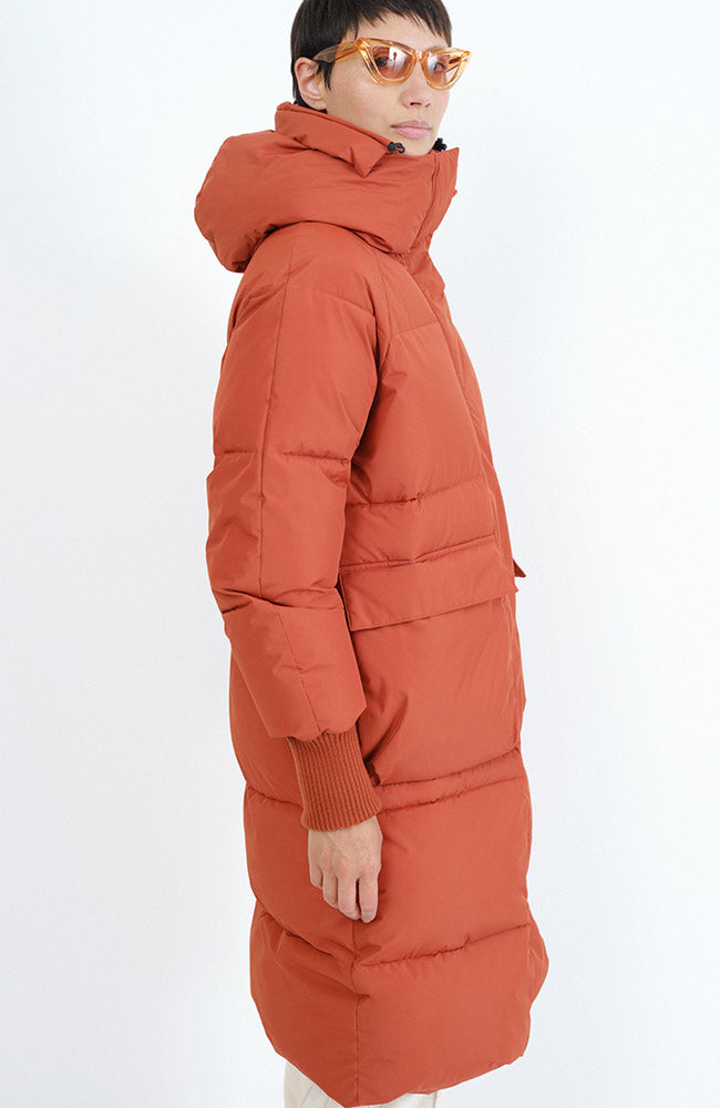 Embassy of Brick and Logs Ry puffer parka burt red fair and sustainable | Sophie Stone 
