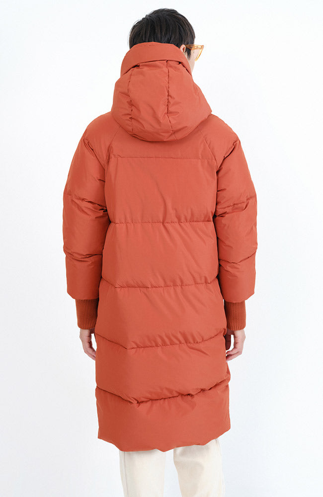 Embassy of Brick and Logs Ry puffer parka burt red durable recycled polyester | Sophie Stone 