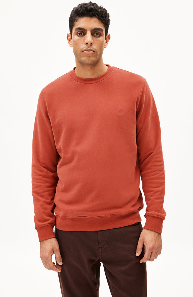 ARMEDANGELS Baaro dark amber sweater made of organic cotton men | Sophie Stone
