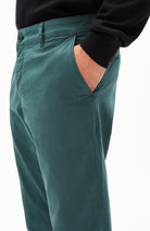 ARMEDANGELS Aathan chino deep teal from sustainable organic cotton for men | Sophie Stone