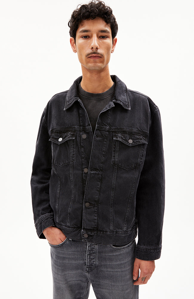 ARMEDANGELS Traaka jacket black from organic & recycled cotton men | Sophie Stone