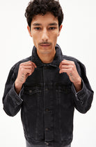 ARMEDANGELS Traaka jacket black from sustainable organic & recycled cotton men | Sophie Stone