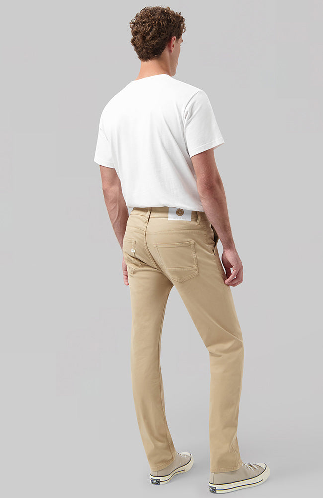 MUD Jeans Chester Chino Sand sustainable organic cotton and TENCEL | Sophie Stone