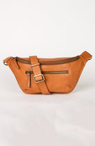 O MY BAG Drew Wild Oak Soft bag in sustainably tanned leather for women | Sophie Stone