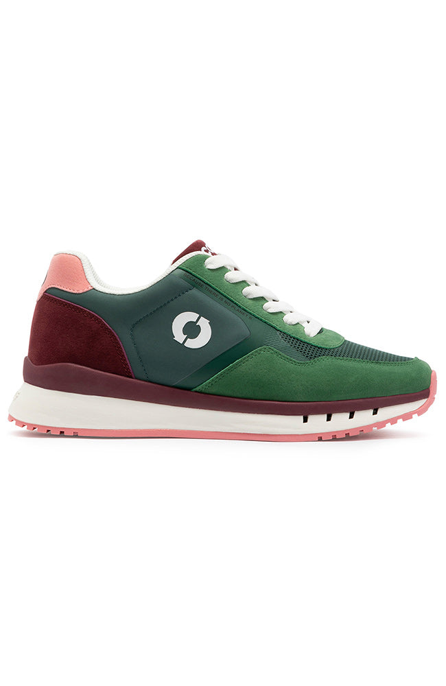 Ecoalf Cervino Emerald sustainable sneaker sustainable recycled plastic | Sophie Stone