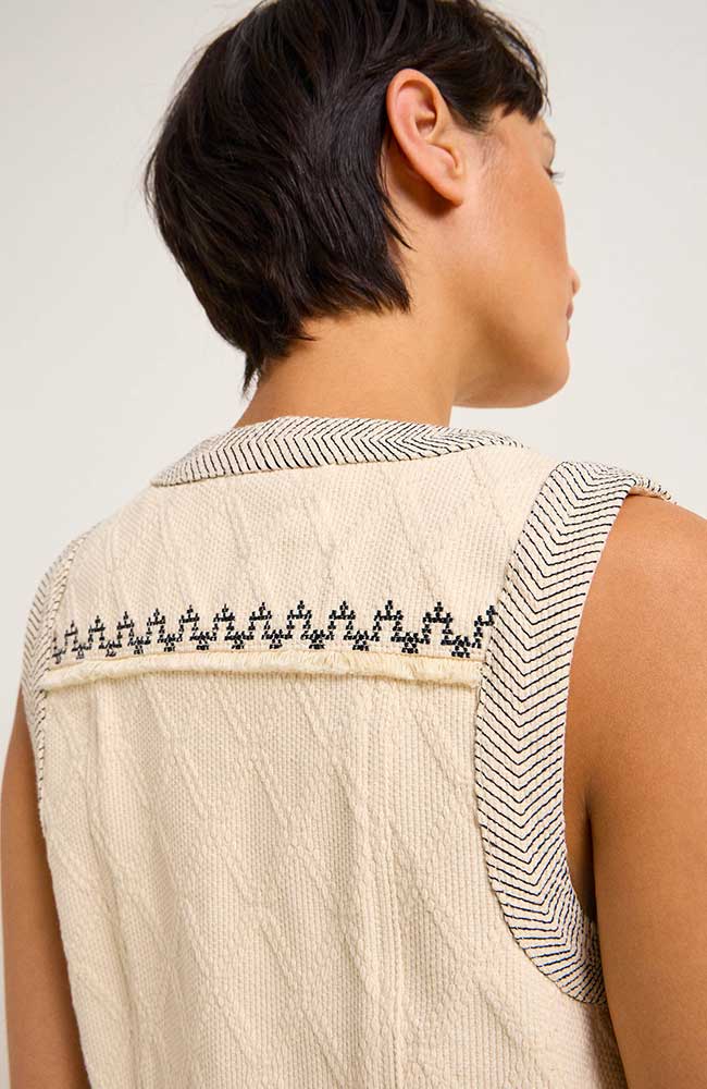 Lanius Cardigan embroidered beige fair & sustainably made | Sophie Stone