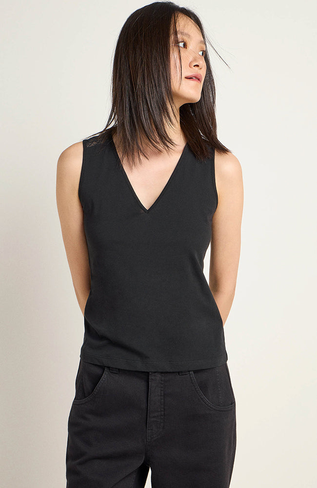 Lanius top with lace in black made of organic cotton for women | Sophie Stone