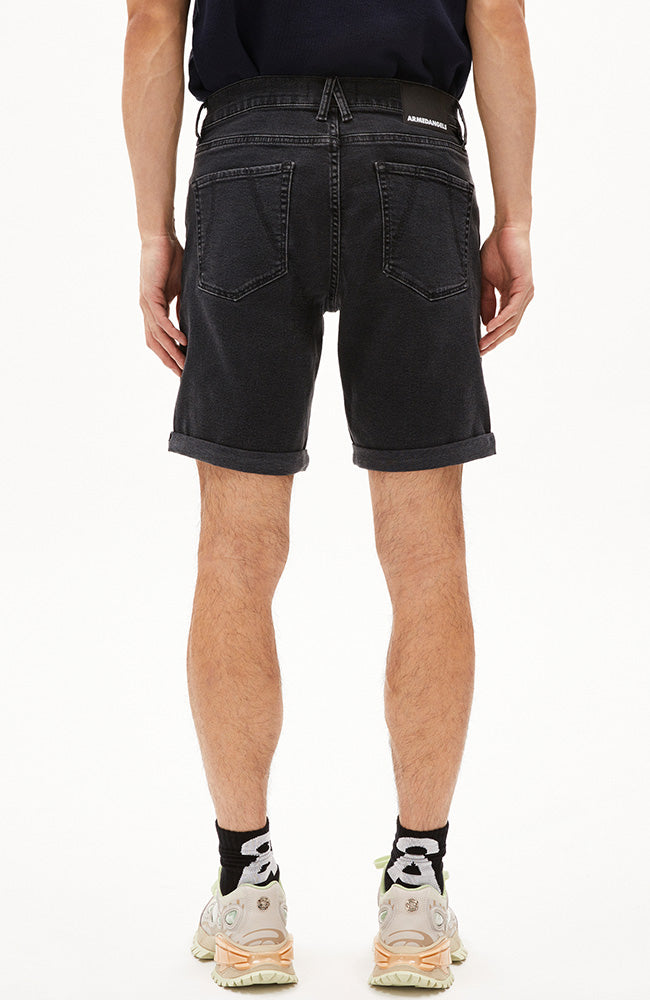 ARMEDANGELS Naailo jeans shorts black from sustainable organic cotton men | Sophie Stone
