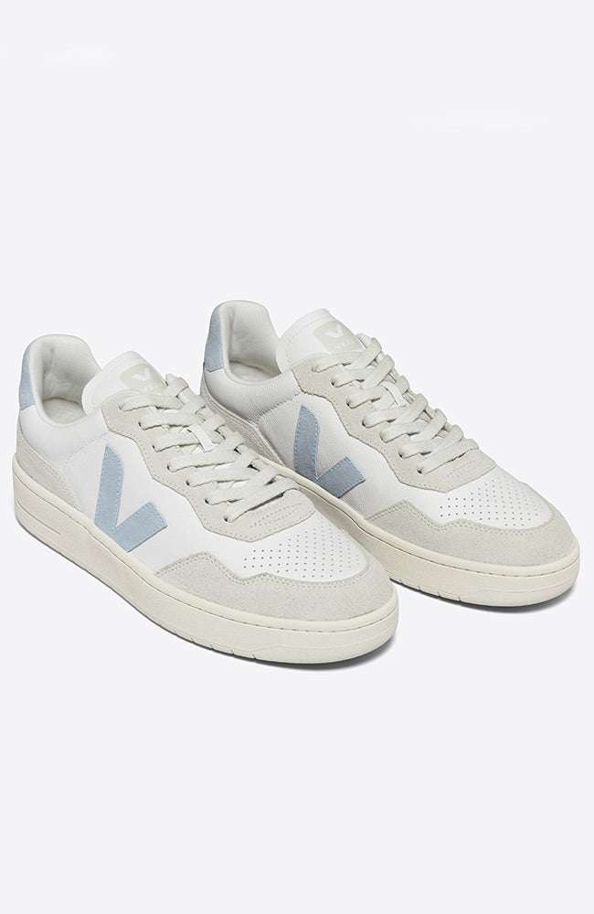 VEJA V-90 Leather white steel sneaker made of sustainably tanned leather | Sophie Stone