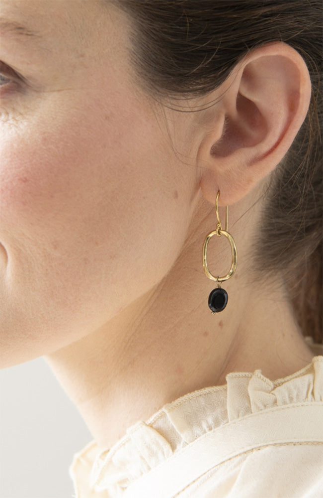 A Beautiful Story Graceful earrings Black Onyx gold | Sophie Stone 