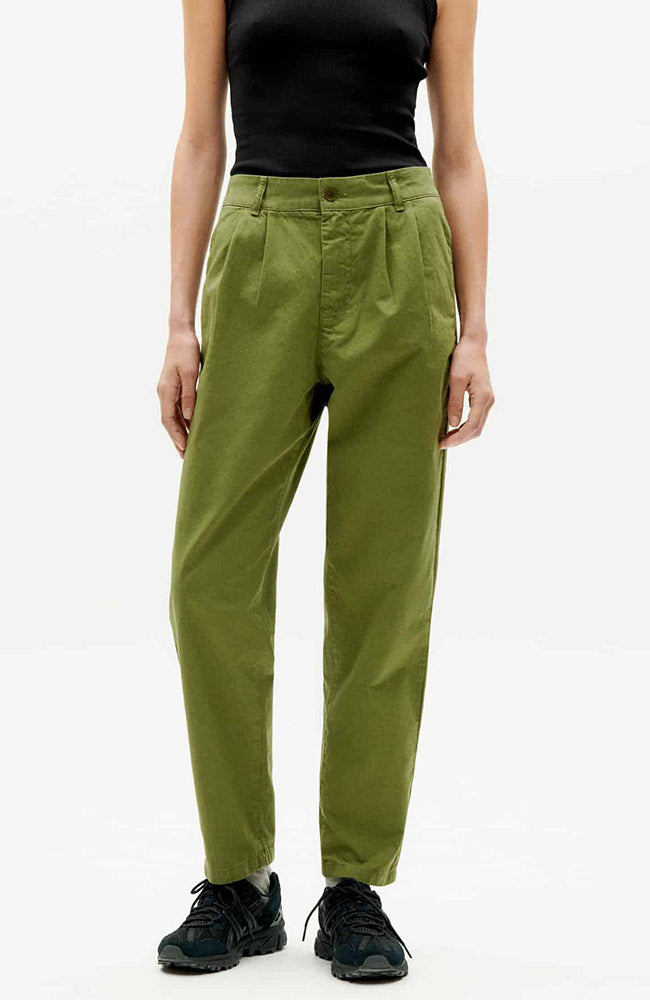 Thinking MU Rina pants green from hemp, cotton and Lyocell for women | Sophie Stone