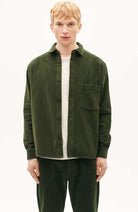 Thinking MuTheo corduroy overshirt green organic cotton for men | Sophie Stone