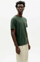 Thinking MU Coral Sol t-shirt made of organic cotton for men | Sophie Stone