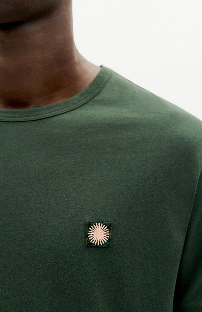 Thinking MU Coral Sol t-shirt made of sustainable organic cotton for men | Sophie Stone