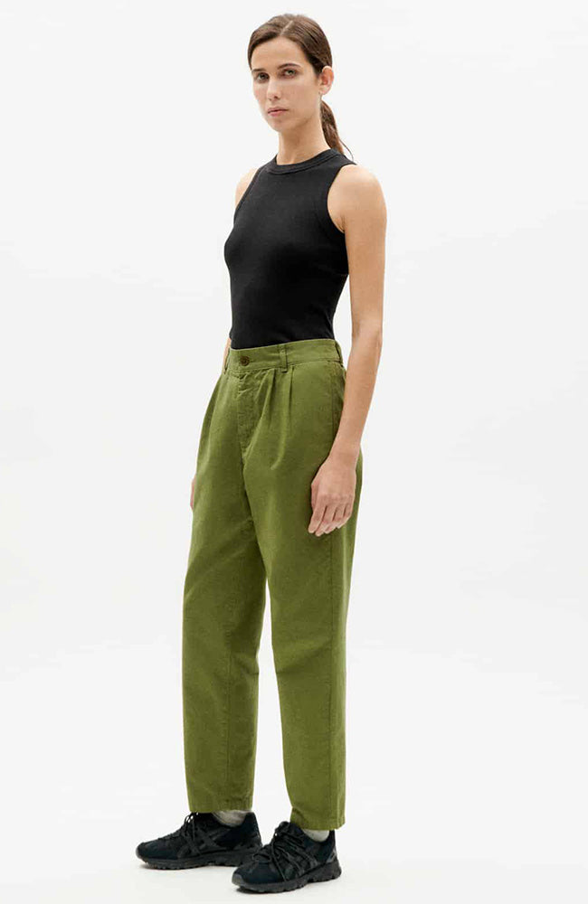 Thinking MU Rina pants green from hemp, cotton and Lyocell | Sophie Stone