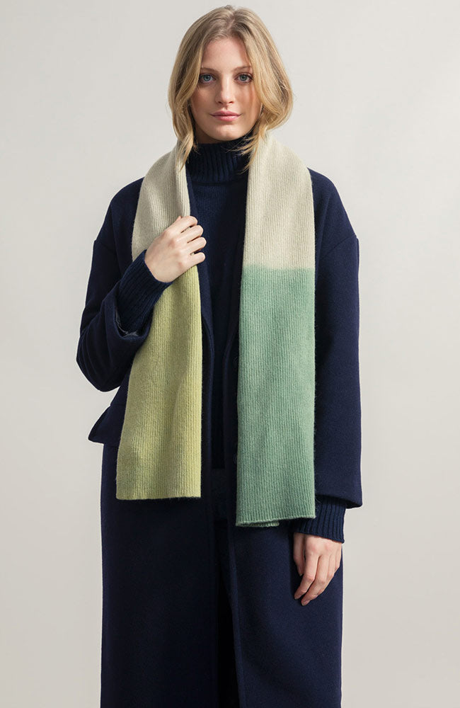 Rifò Fenice scarf beige made of recycled cashmere and wool | Sophie Stone