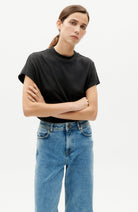 Thinking MU Theresa jeans light clean from sustainable organic cotton | Sophie Stone