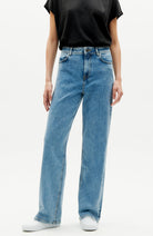 Thinking MU Theresa jeans light clean from organic cotton ladies | Sophie Stone