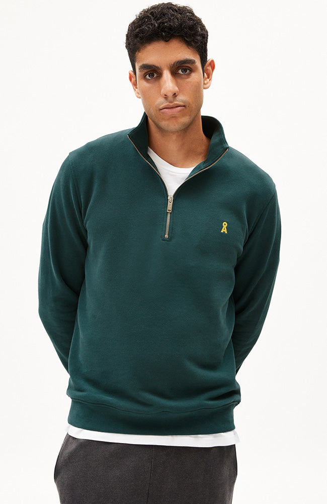 ARMEDANGELS Waarlo comfort earth sweater made of organic cotton men | Sophie Stone