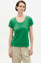 Thinking MU Regina t-shirt clover green from organic cotton for women | Sophie Stone