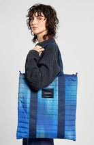 Dedicated Quilted Totebag Kastrup Abstract light from recycled polyester | Sophie Stone 