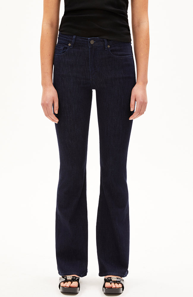 ARMEDANGELS Anamaa flared jeans dark cyanic from organic cotton | Sophie Stone