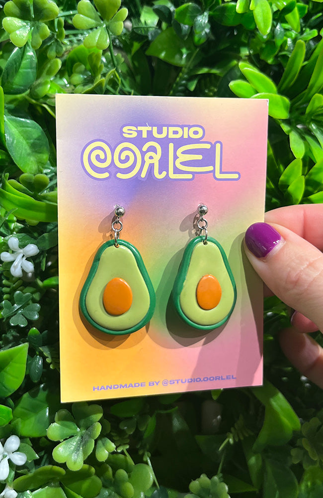 Studio Earlobe Avocado earrings green | Sophie Stone