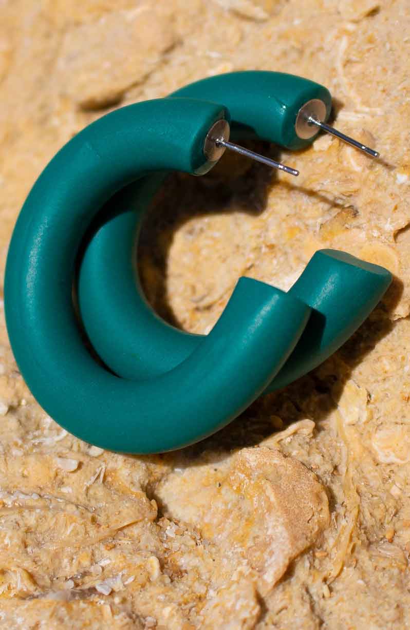 Studio Earlobe Hola Hoops earrings green handmade | Sophie Stone