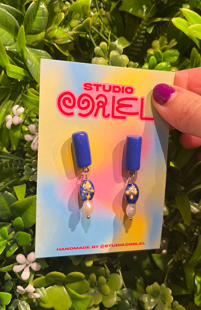 Studio Earlobe Blue Pearl Earrings | Sophie Stone