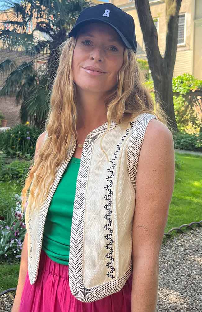 Lanius Cardigan embroidered beige fair & sustainably made | Sophie Stone