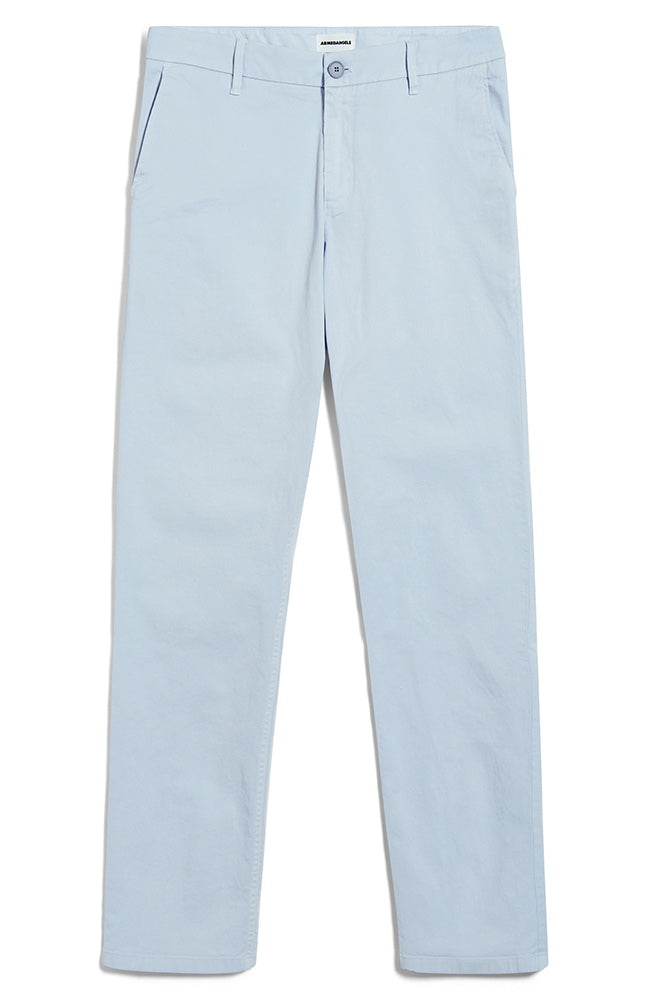 ARMEDANGELS Aato chino sky blue in organic cotton | Sophie Stone