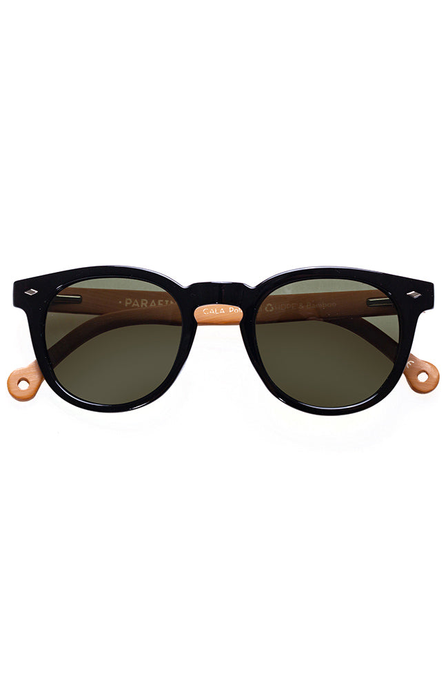 Parafina Sunglasses Cala Black recycled HDPE plastic | Sophie Stone