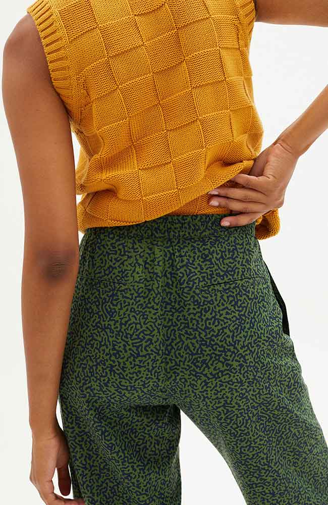 Thinking MU Green Chamaleon Mariam trousers green | Sophie Stone