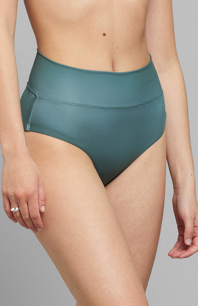 Dedicated bikini bottoms Slite Duck Green from recycled plastic | Sophie Stone 
