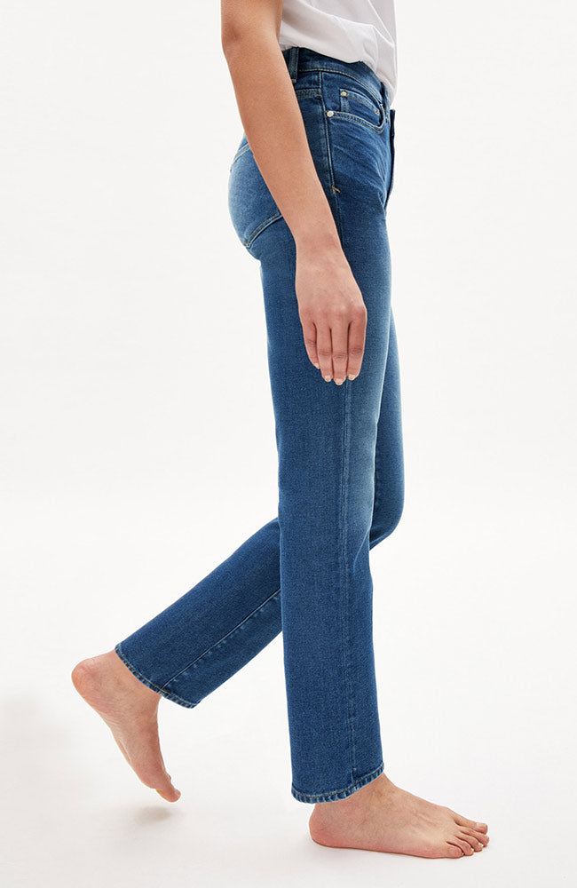 ARMEDANGELS Carenaa jeans cenote organic cotton | Sophie Stone