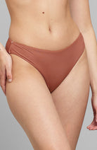 Dedicated bikini bottoms Sanda Copper Brown from recycled plastic | Sophie Stone 