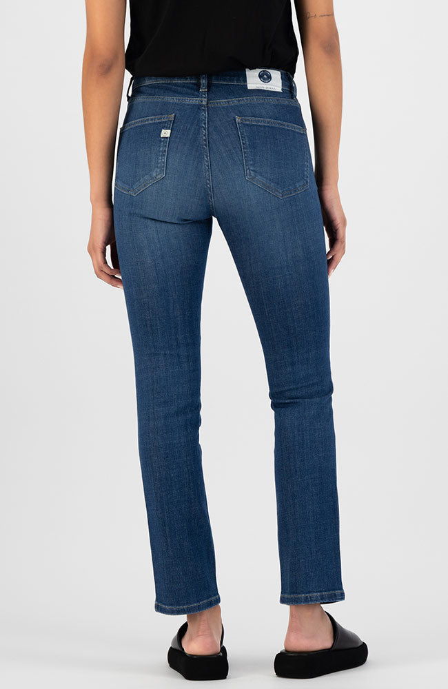 MUD jeans Faye Straight Stone Indigo from organic cotton | Sophie Stone