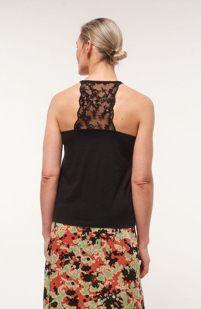 Lanius top with lace black organic cotton | Sophie StoneLanius top with lace black sustainable organic cotton | Sophie Stone