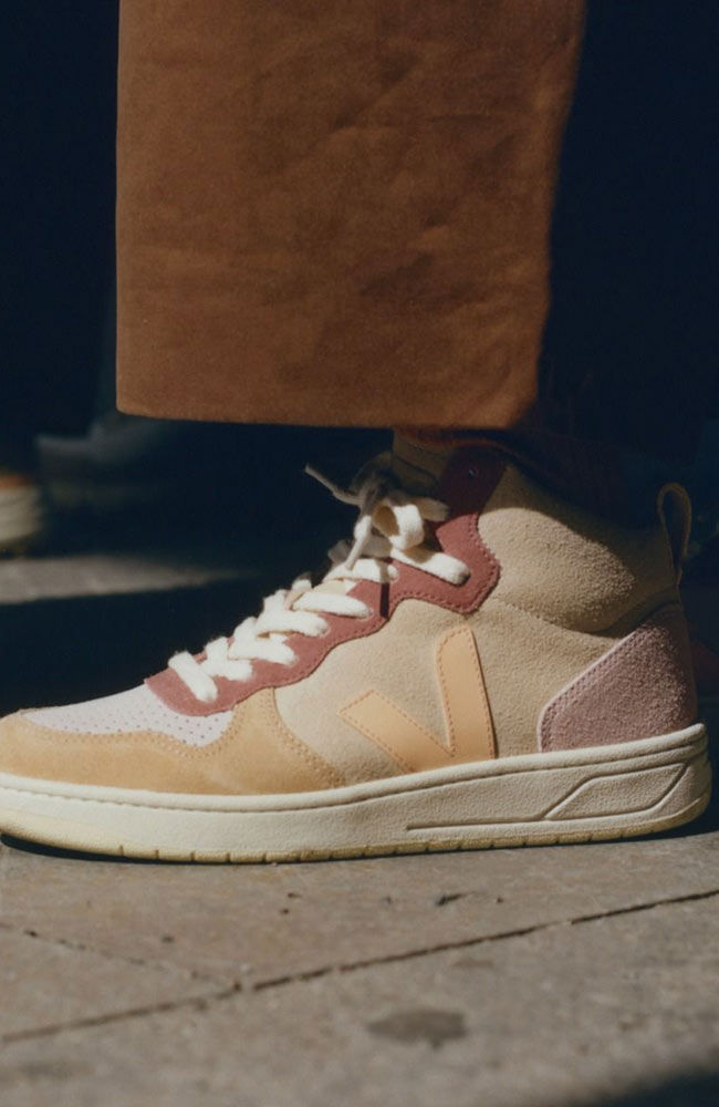 VEJA V-15 Suede multico peach made of durable suede | Sophie Stone