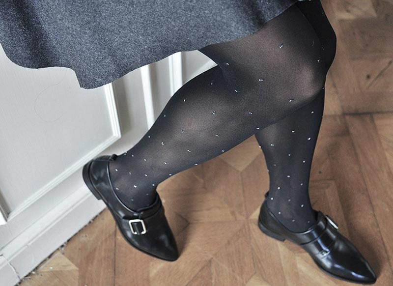 Swedish Stockings | Filippa dots silver | Sophie Stone